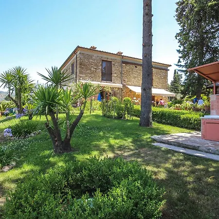 6 Bedroom Beautiful In *